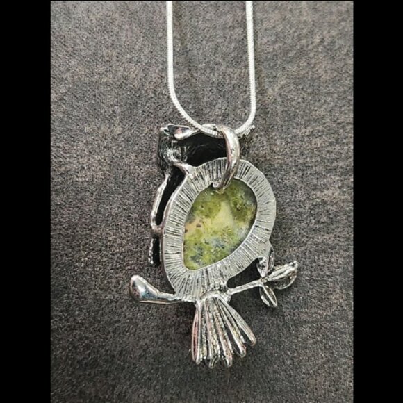 Unakite Crystal Owl Necklace - Picture 2 of 2